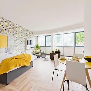 inchicore-suites.dublin-hotelsweb.com/